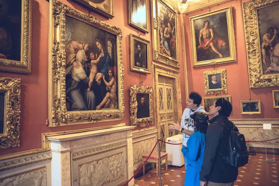 Florence: Palatina Gallery and Pitti Palace Guided Tour - Stop 2: Palazzo Pitti Royal Apartments, Where Italy’s Monarchy Lived