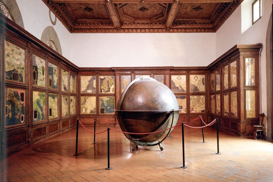 Florence: Palazzo Vecchio Entrance Ticket & Audioguide - Arnolfo’s Tower option: go early for the views over Florence