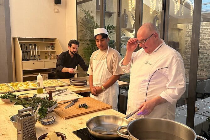 Florence: Pasta Cooking Class with Unlimited Wine - Timing, Meeting Point, and What to Bring (You Bring You)