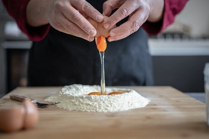 Florence: Pasta & Tiramisu Cooking Class with Unlimited Wine - Wine pairing and the meal you actually want to eat