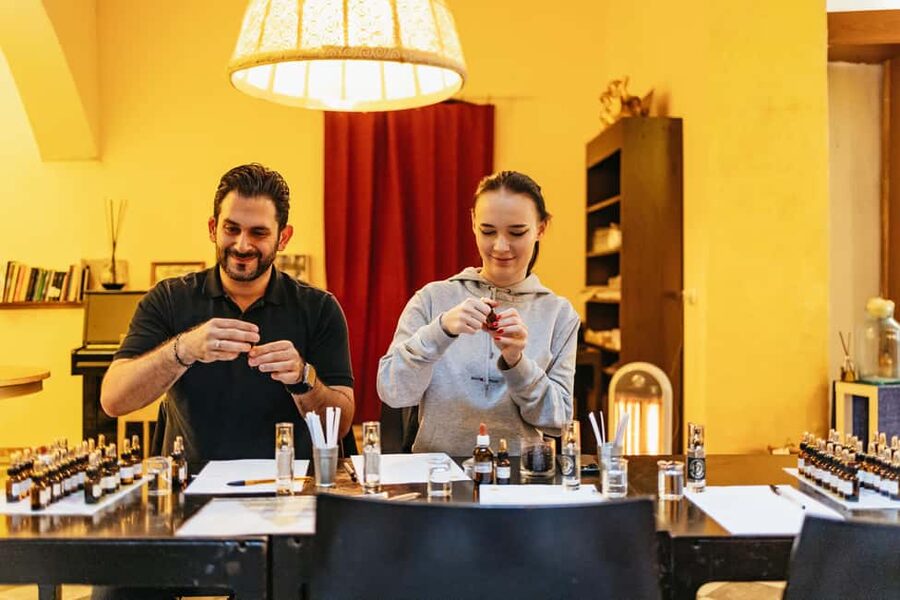 Florence: Perfume Masterclass and Sensory Experience - The Scent Blending Moment: Choosing Notes That Match You