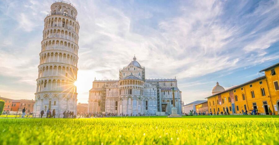 Florence: Pisa, Siena and San Gimignano Day Trip with Lunch - San Gimignano: tower drama and enough free time to enjoy it