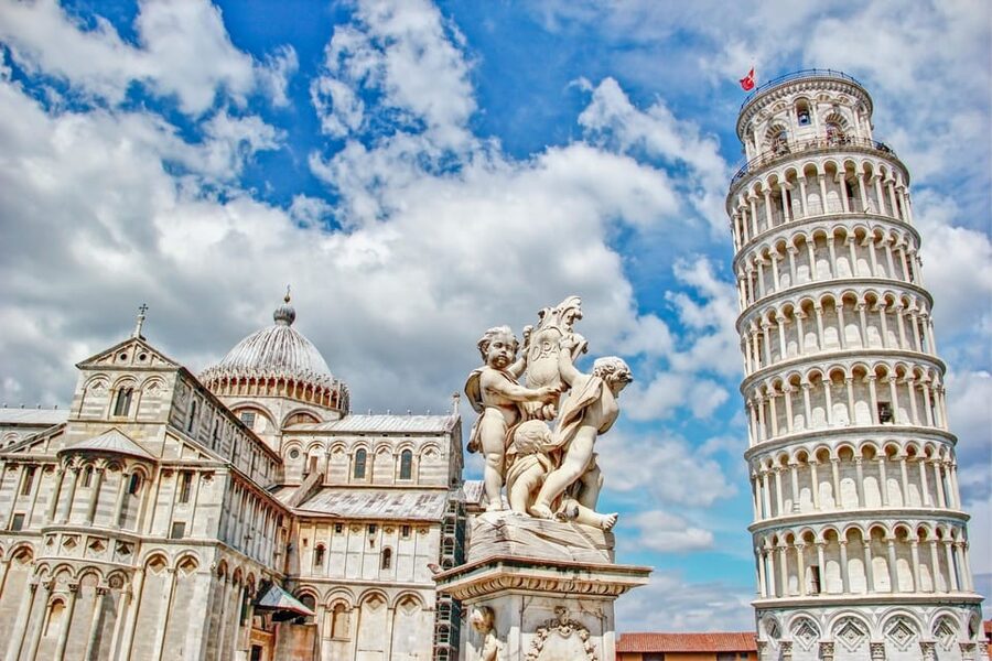 Florence: Pisa, Siena and San Gimignano Day Trip with Lunch - Pisa at Piazza dei Miracoli: how to use your time well