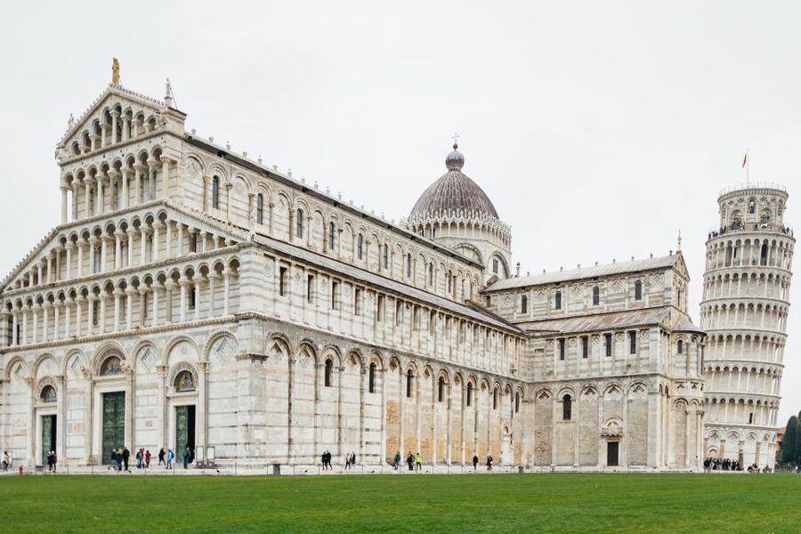 Florence: Pisa, Siena, San Gimignano, and Chianti Experience - San Gimignano: Medieval Manhattan in Pastel Stone