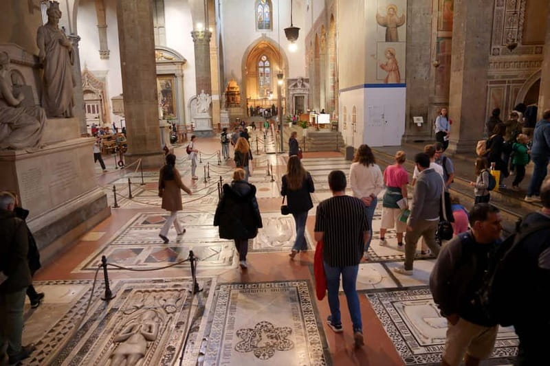 Florence: Santa Croce Church Tour with Entry Ticket - Where your tour starts: Largo Piero Bargellini and the Calcio Storico connection