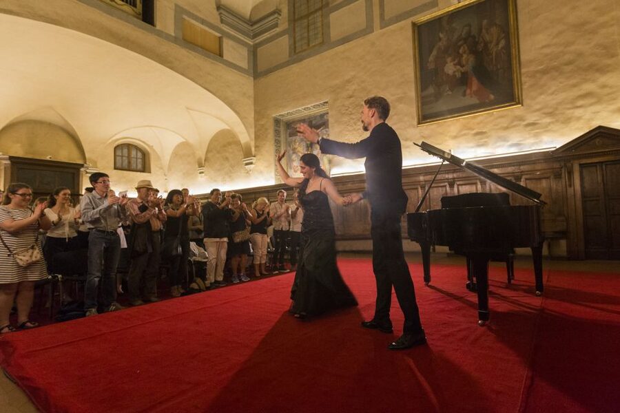 Florence: Santa Monaca Church Italian Opera Concert Ticket - Intermission wine and how to plan the rest of your evening