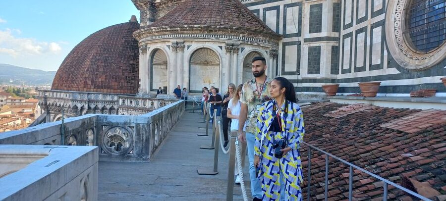 Florence: Skip-the-Line Duomo Guided Tour and Rooftop Dome - Who should book, and who should skip this dome climb
