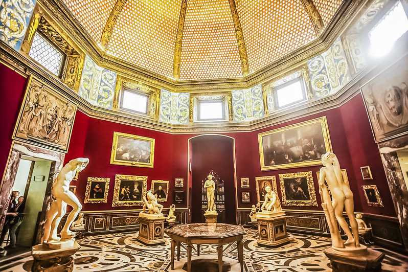 Florence: Skip-The-Line Uffizi Gallery Timed Entry Ticket - The Uffizi Floor Plan: Big Museum, Big Time Budget