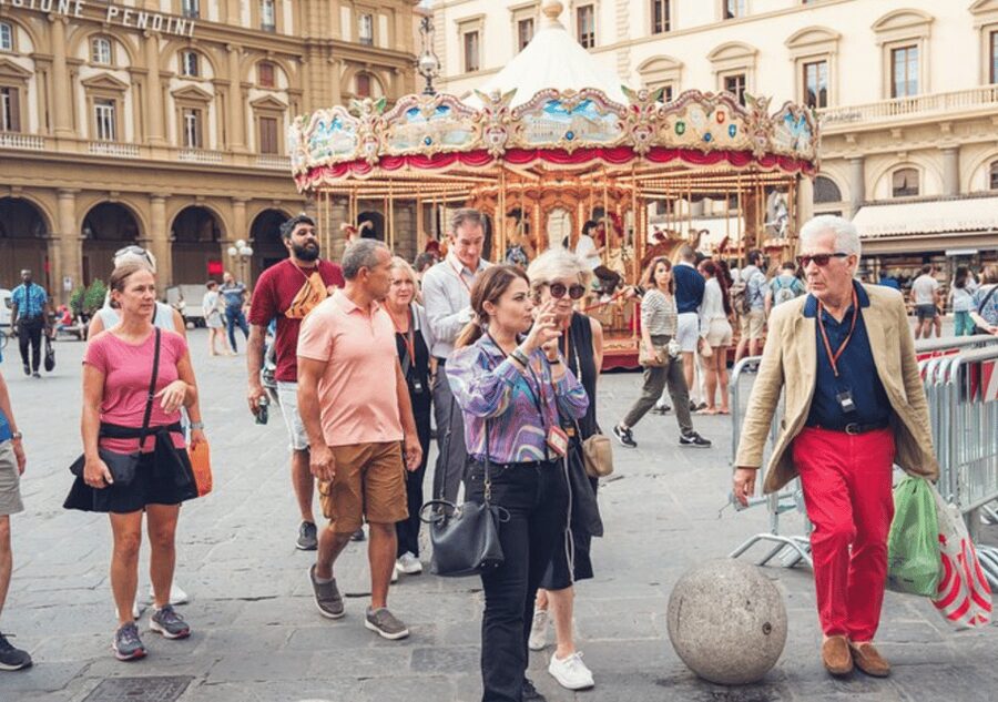 Florence: Small Group Guided Walking Tour - Meeting up at Hard Rock Cafe, and how to avoid starting stress