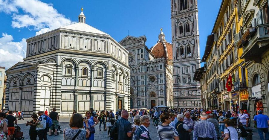 Florence: Statue of David & Duomo Guided Tour with Tickets - Small group pacing and the headset advantage