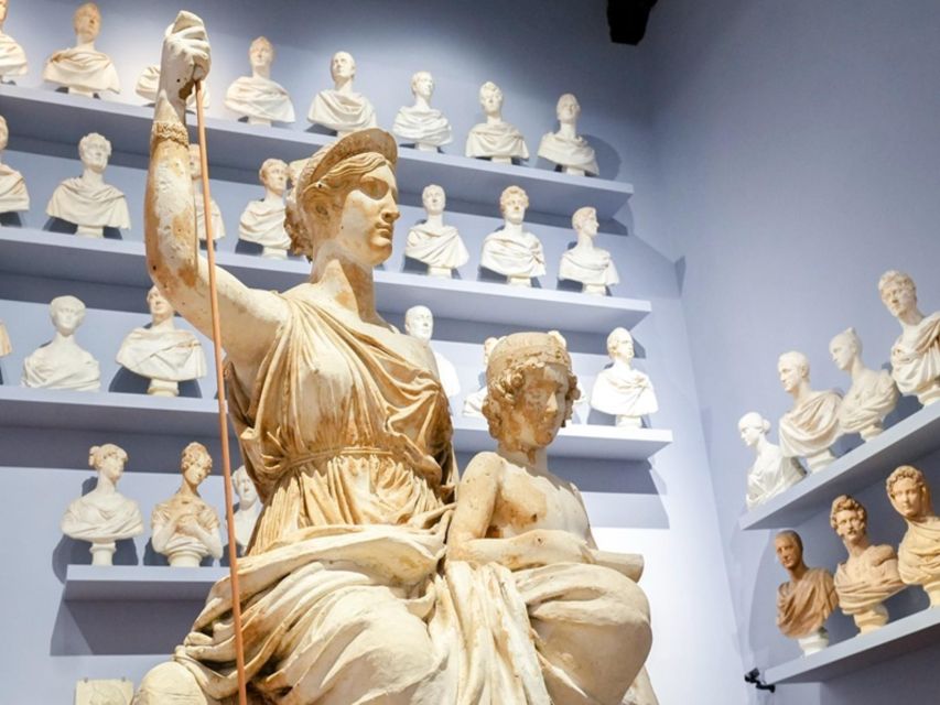Florence: Statue of David Evening Tour - Express security and the first minutes inside the museum