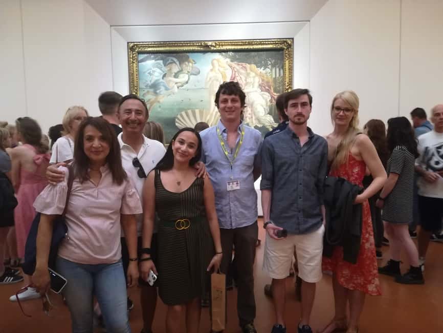 Florence: Uffizi Entry Ticket & Audio Guided Tour with Host - After Your Visit: A Walk for Vasari Corridor Views
