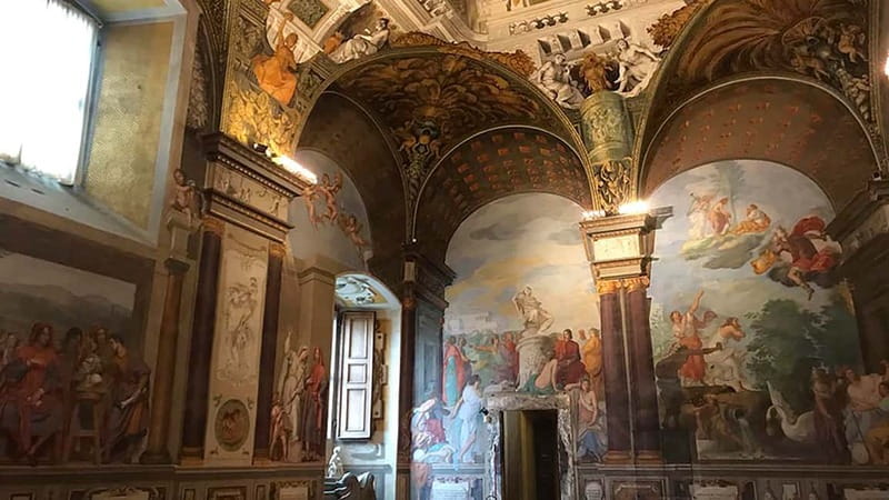 Florence: Uffizi, Pitti, Boboli and 7 Attractions 5-Day Pass - Uffizi Gallery skip-the-line: 96 rooms, the Medici collection, and a break with a view