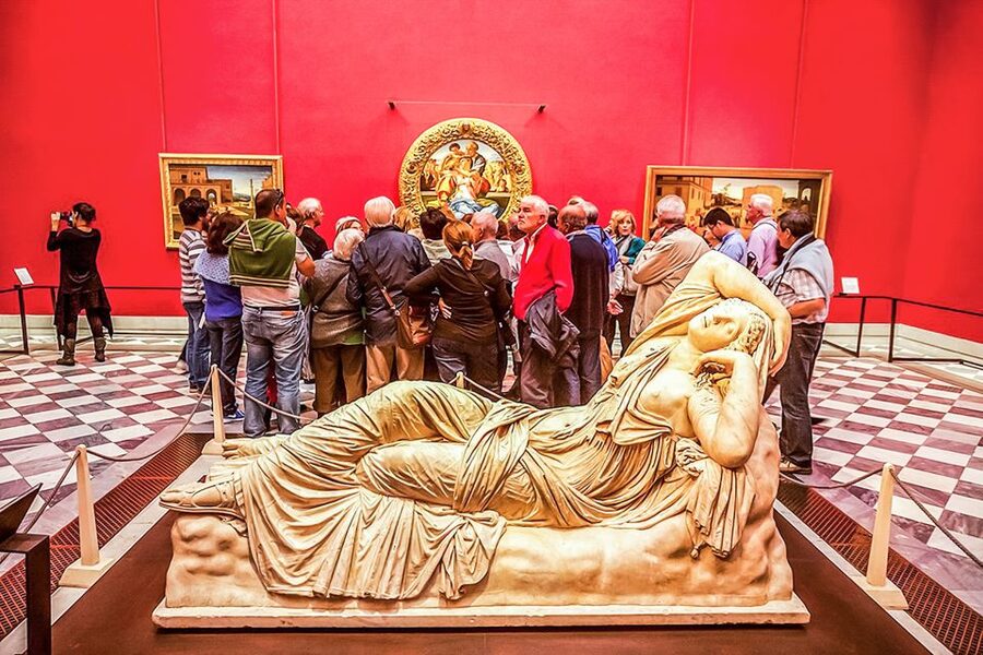 Florence: Uffizi Priority Ticket & Masterpieces Audio App - After the paintings: Tuscan tastings that actually feel like a bonus