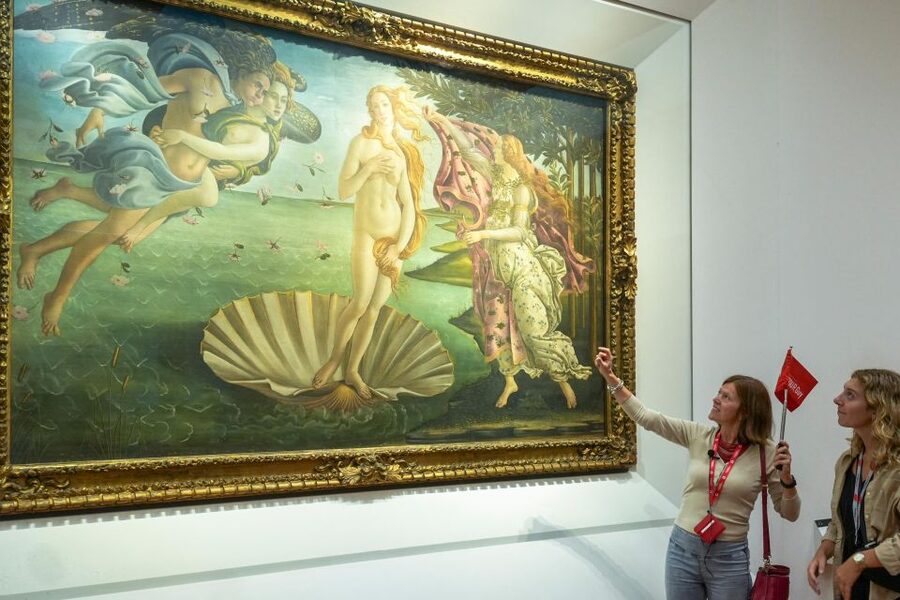 Florence: Walking Tour with David, Duomo & Uffizi Gallery - Ponte Vecchio and a practical lunch break before the Uffizi