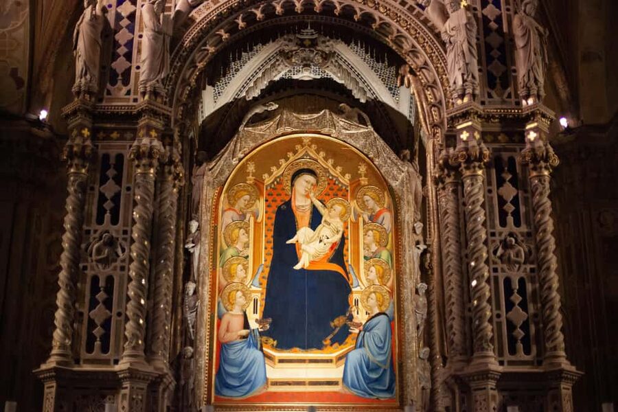 Florence: Walking Tour with Skip-the-Line Accademia Gallery - First Sunday watch: what happens when Accademia lines change