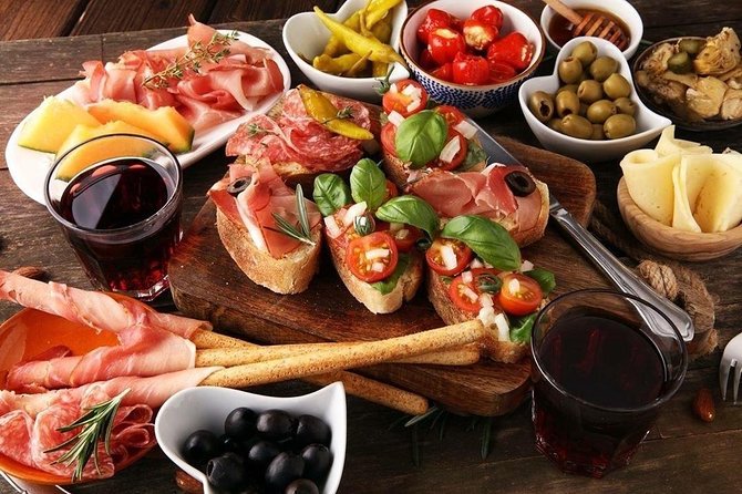 Food Tasty and History Tour in Civitavecchia - Walking the Roman port core, from birthplace to architecture