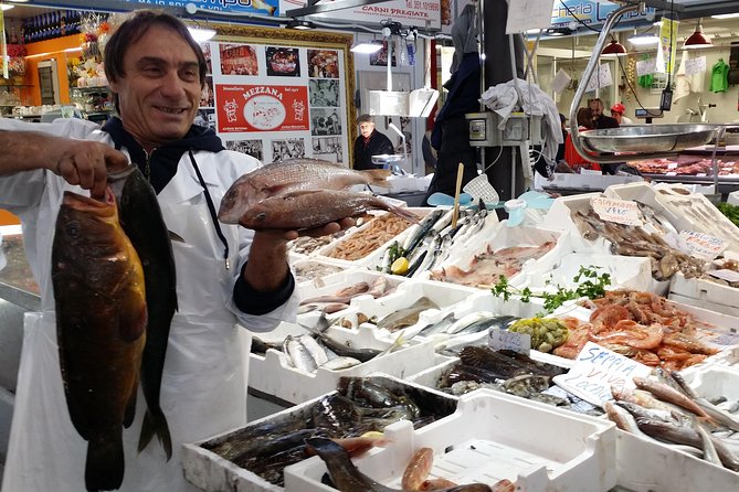 Food Tasty and History Tour in Civitavecchia - Piazza Leandra to Piazza Saffi, the charm-and-crunch part