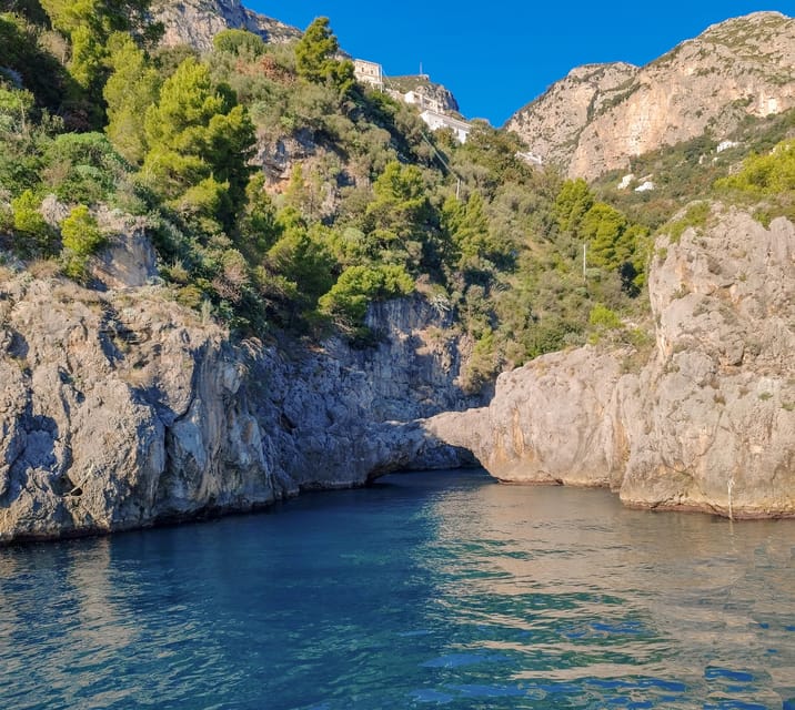 From Amalfi: Coast & Furore Fjord Boat Tour with Swim Break - The 30-minute swim break: how to make it enjoyable