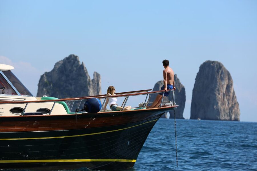 From Amalfi: Li Galli Islands and Capri Full-Day Boat Tour - Key highlights to look for
