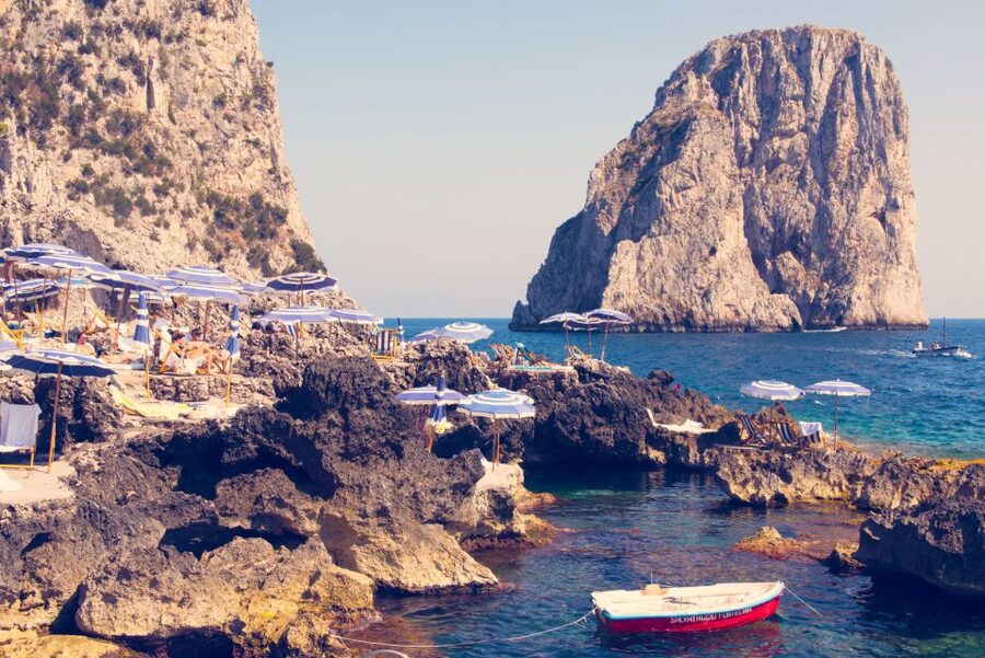 From Amalfi: Li Galli Islands and Capri Full-Day Boat Tour - Getting on Board in Amalfi at 9:30 (Piazza Flavio Gioia)