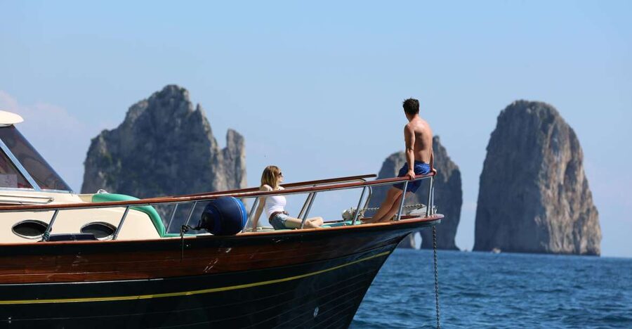 From Amalfi: Li Galli Islands and Capri Full-Day Boat Tour - Capri Arrival: Faraglioni Views, Swim Time, and 2.5 Hours on Land
