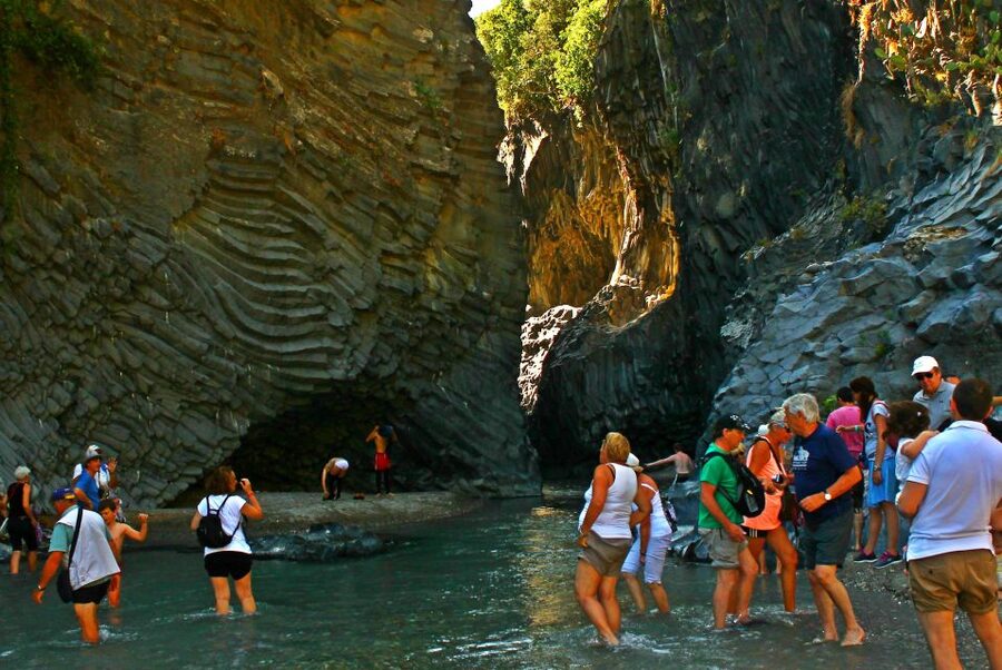 From Catania: Mt. Etna, Wine and Alcantara Tour - FAQ