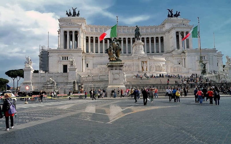 From Civitavecchia: Hop-On Hop-Off Rome Tour & Bus Transfer - What you can do in your Rome window (and what to skip)