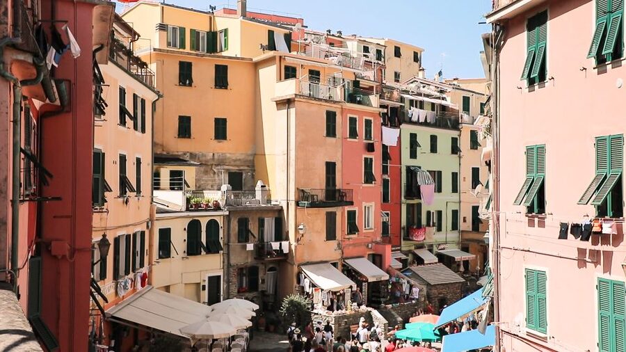 From Florence: Cinque Terre Day Trip with Optional Lunch - Manarola: the cliff-town look you came for