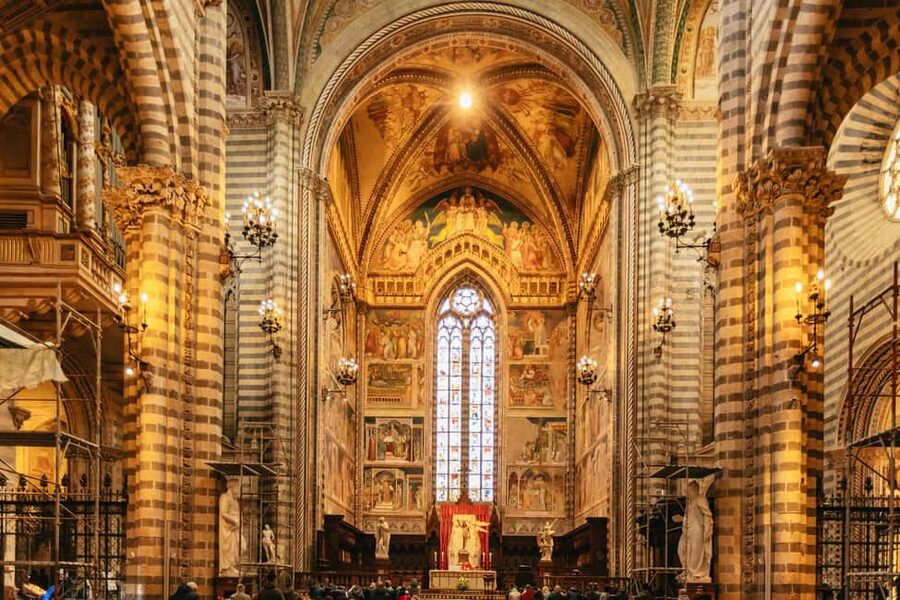 From Florence: Orvieto and Perugia Tour with Church Visits - Santa Chiara and the tomb of Carlo Acutis