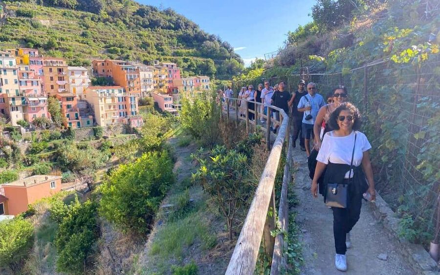 From Florence: Pisa and Cinque Terre Day Tour - Small Group - The Train Ride Toward Cinque Terre: Ligurian Views While You Move
