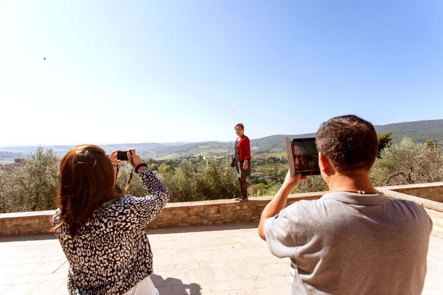 From Florence: San Gimignano, Siena, and Chianti Wine Tour - Chianti estate visit: vineyard and cellars, then five tastings