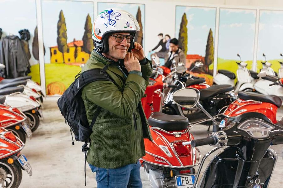 From Florence: Tuscan Countryside Vespa Tour with Tastings - Riding tips: sharing a Vespa, first-time nerves, and keeping up