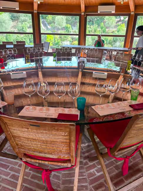From Florence: Tuscany Hills Wine Tour - Winery first stop: Chianti, Nobile, and olive oil basics