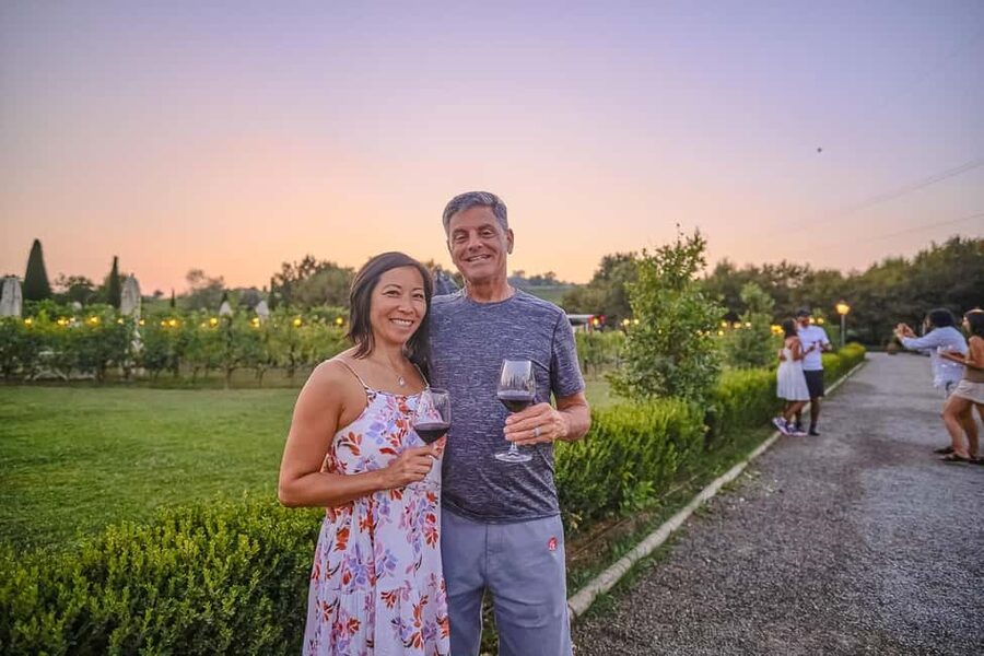 From Florence: Wine Tasting and Dinner in Chianti Vineyards - Getting out of Florence: Piazzale Montelungo and the ride into Chianti