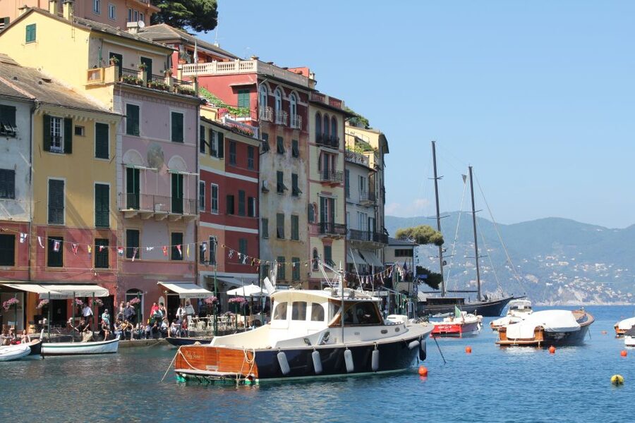 From Genoa: Boat Tour to Portofino with Free Time to Explore - Shopping in Portofino: where the VIP atmosphere shows up