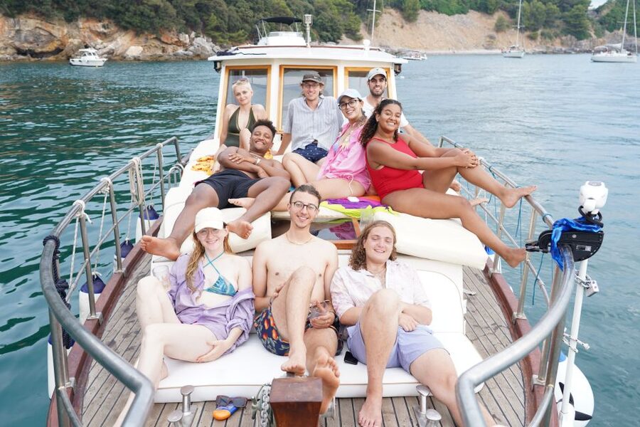 From La Spezia: Cinque Terre Boat Tour with Lunch and Wine - What to bring for a day that mixes sun, water, and wine