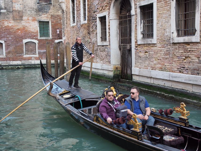From Lake Garda: Full-Day Guided Group Tour of Venice - St Mark’s Square Walking Tour With Headphones, and the Sights You Can Actually Use