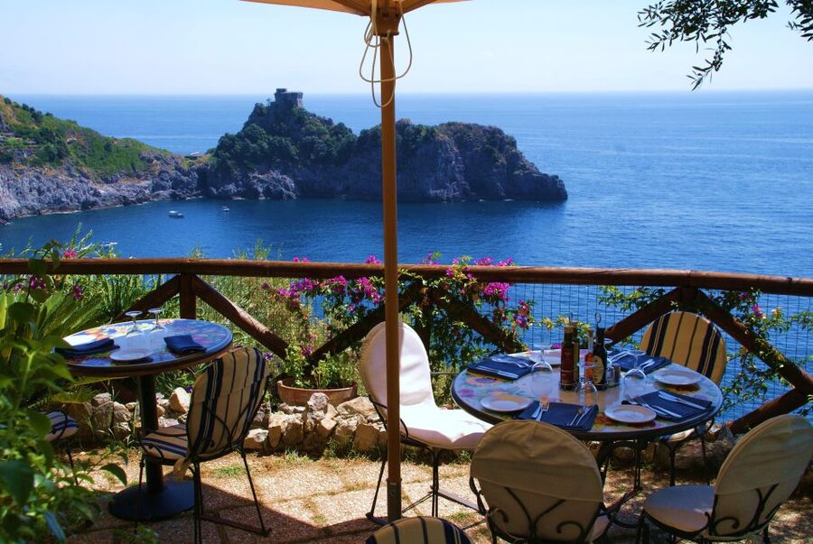 From Naples: Amalfi Coast Deluxe Private Tour - Why this Amalfi Coast day works better in a private car