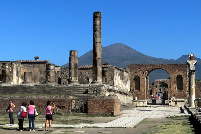 From Naples: Amalfi Coast & Pompeii Small Group Tour - Amalfi Town, Cathedral Time, and the Sorrento Limoncello Stop