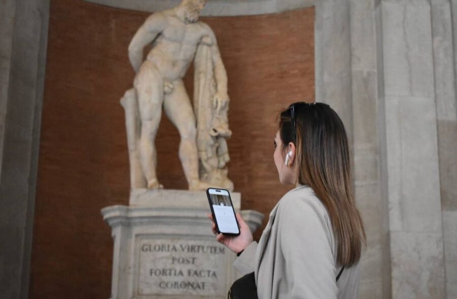 From Naples: Caserta Palace Ticket and Train with Audioguide - Starting in the Royal Apartments: where the palace tells its story