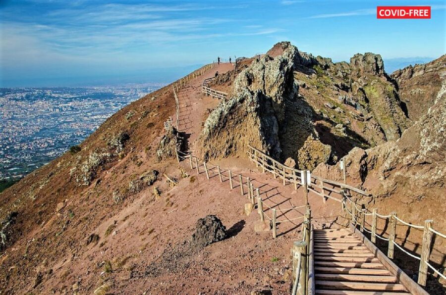 From Naples: Day Trip to Mount Vesuvius - From 1000 Meters to the Crater: The Walk You Should Plan For