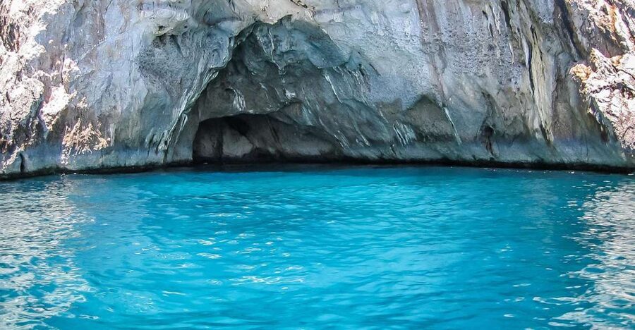 From Naples: Full-Day Capri Island and Blue Grotto Tour - Naples to Capri: the 10:45 AM meeting and timing reality