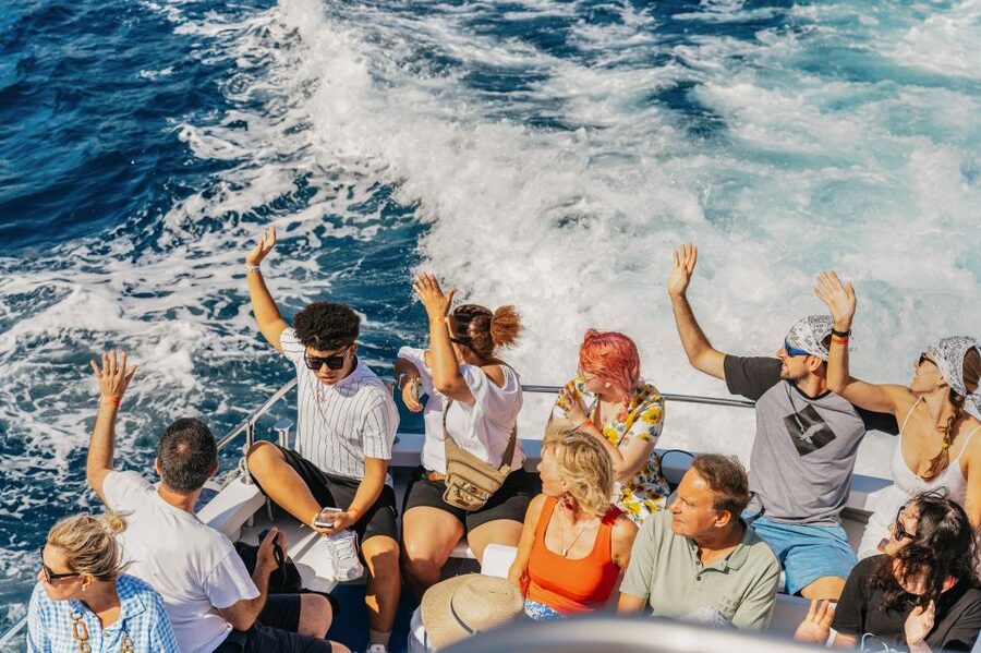 From Naples: Gulf of Naples & Capri Sightseeing Boat Tour - The Gulf Cruise Hour: When the Scenery Has Context