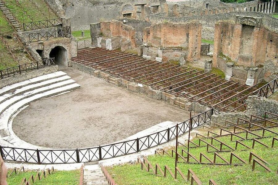 From Naples or Sorrento: Pompei Half-Day Tour - Skip-the-line Pompeii entry: the value of not waiting