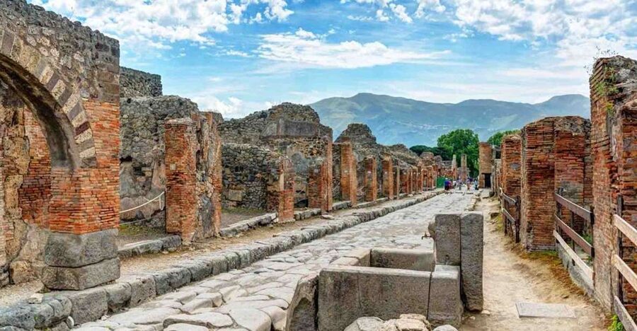 From Naples: Pompeii & Amalfi Coast Full-Day Trip - Key Points You’ll Care About