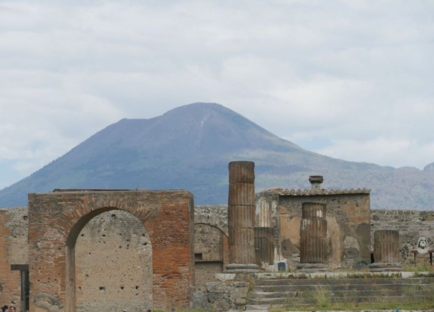 From Naples: Pompeii and Herculaneum VIP Tour with Lunch - Who this tour fits best, and who should choose another option