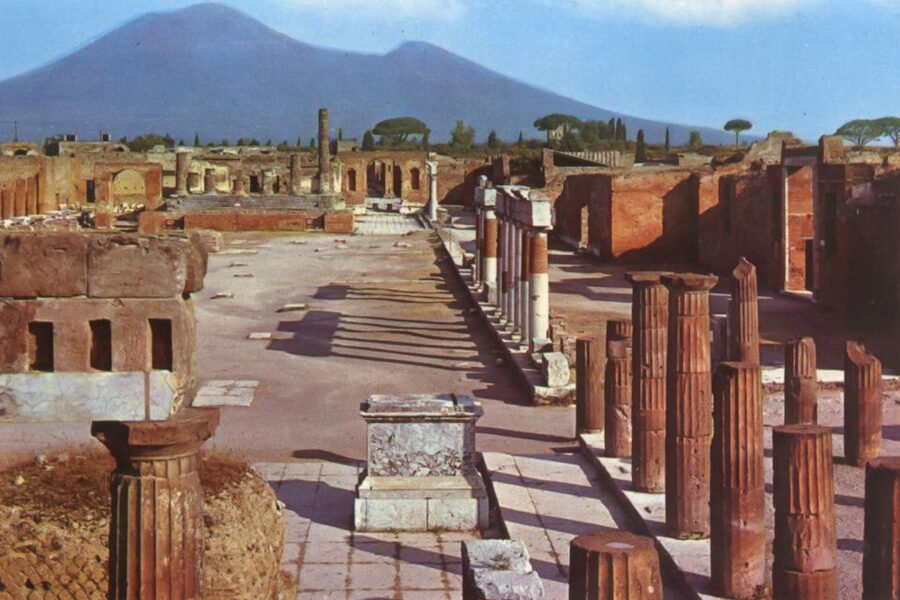 From Naples: Pompeii and Sorrento Full-Day Tour - Villa Comunale: coastal scenery with real reach