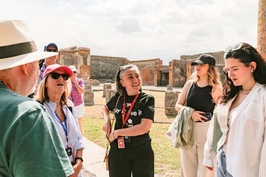 From Naples: Pompeii Skip-the-Line Guided Tour - Porta Marina and the Civil Forum: Pompeii’s power center