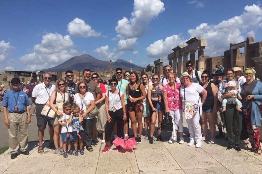From Naples: Ruins of Pompeii - The cameo and coral craft factory stop: small detour, real-world handcraft